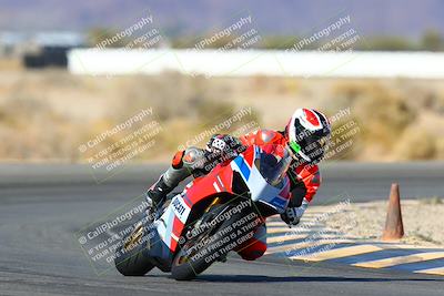 media/Feb-12-2022-SoCal Trackdays (Sat) [[3b21b94a56]]/Turn 4 (10am)/